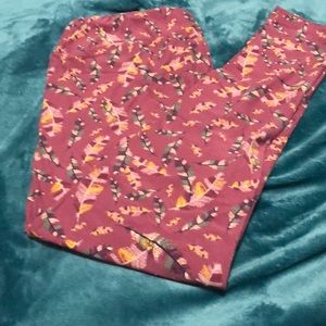 LuLaRoe TC leggings never worn! Buttery soft